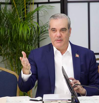 Presidente Abinader se reunirá con los expresidentes Mejía, Fernández y Medina el miércoles 14 de mayo en el Ministerio de Defensa (MIDE)