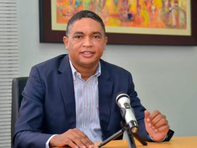 Iván Lorenzo acusa al Gobierno de Abinader de ser “mala paga”