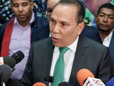 Radhamés Jiménez critica precios de los combustibles del país