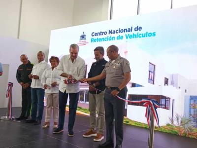 Inaugura Centro Nacional de Retención Vehicular en Pedro Brand
