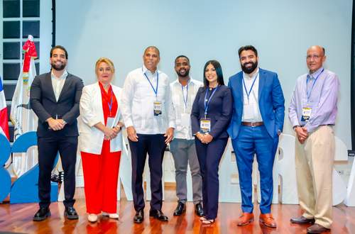 Baní se convierte en epicentro de la innovación constructiva con el 1er Congreso Regional Sur 2025