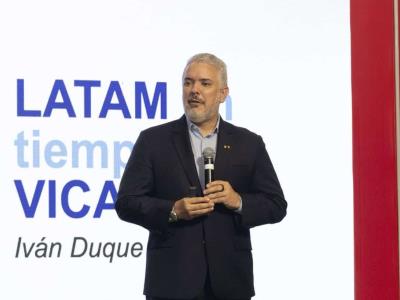 Iván Duque elogia la estabilidad República Dominicana