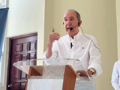 Franklin García Fermín respalda que Abinader presida el PRM