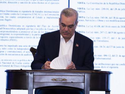 Presidente Abinader ha emitido más de 3,700 decretos