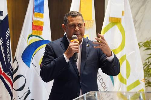 Presidente de Fedomu aclara solo los ayuntamientos pueden otorgar permisos de uso de suelo
