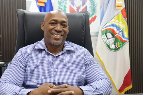 Rony Tejeda destaca avances en el Concejo de Regidores y respalda gestión de la alcaldesa Betty Gerónimo