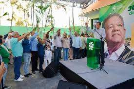 Leonel suma regidor, vocal y líderes del PLD a la Fuerza del Pueblo