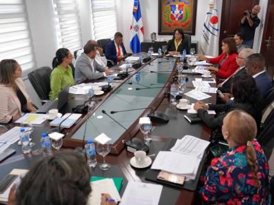 Fedomu y Fedodim buscan soluciones a alcaldes sin declaración jurada
