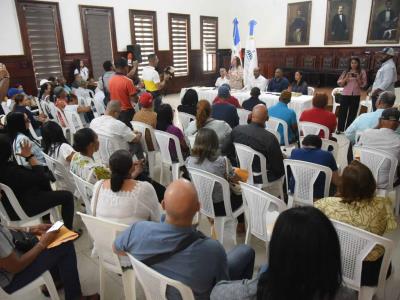 Mived entrega “bono saldo” a familias de proyectos habitacionales