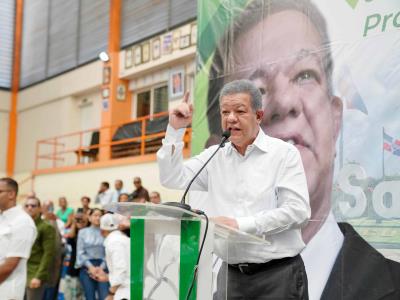 Leonel Fernández: El país ha retrocedido al siglo 19 con el PRM