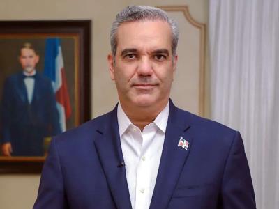 Abinader evaluará planificación del próximo año escolar