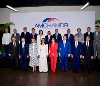 Ministra Faride Raful llama al sector privado al involucramiento social en la construcción de una República Dominicana más segura