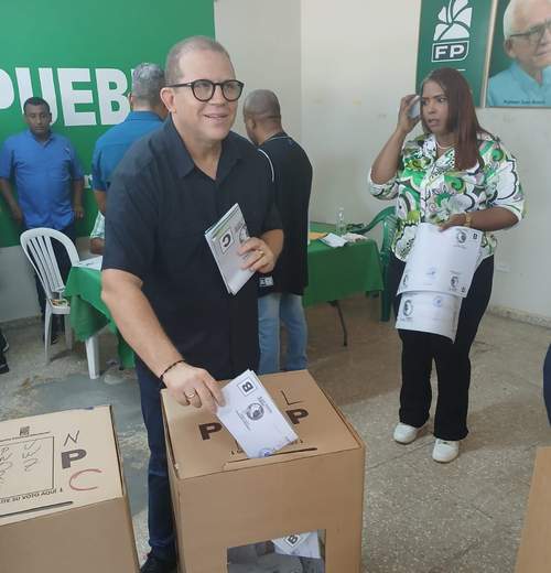 Rafael Castillo destaca participación histórica en internas como señal del retorno de Leonel en 2028