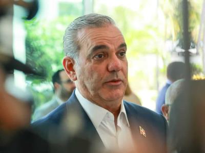 Abinader reconoce preocupación por los apagones