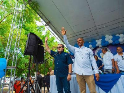 Barahona: Paliza juramenta en el PRM a