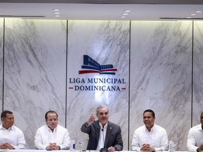 El Gobierno destinará RD$4,000 millones para aceras y contenes