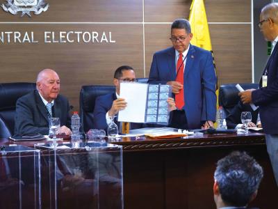 JCE impulsará renovación masiva de cédulas por RD$6,000 millones