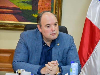 José Del Castillo renuncia al PLD