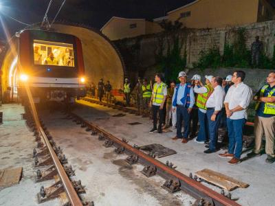 Paliza supervisa pruebas de trenes en metro de Los Alcarrizos
