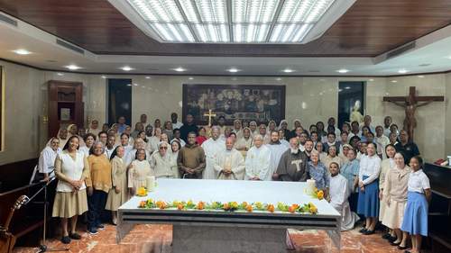 Obispo Electo Mons. Manuel Ruiz realiza primer Encuentro Diocesano de Vida Consagrada de la Diócesis Stella Maris.