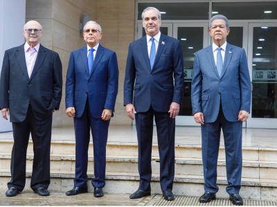 Reunión del CES con Abinader y expresidentes sigue pendiente