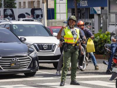 Suspende de oficio licitación de pitos de la Digesett